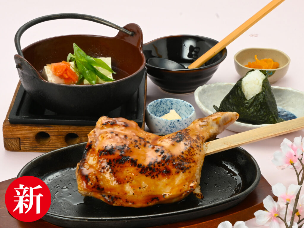 わたやの山賊焼きと鶏だしスープ小鍋とわたやむすびセットニンニク入り